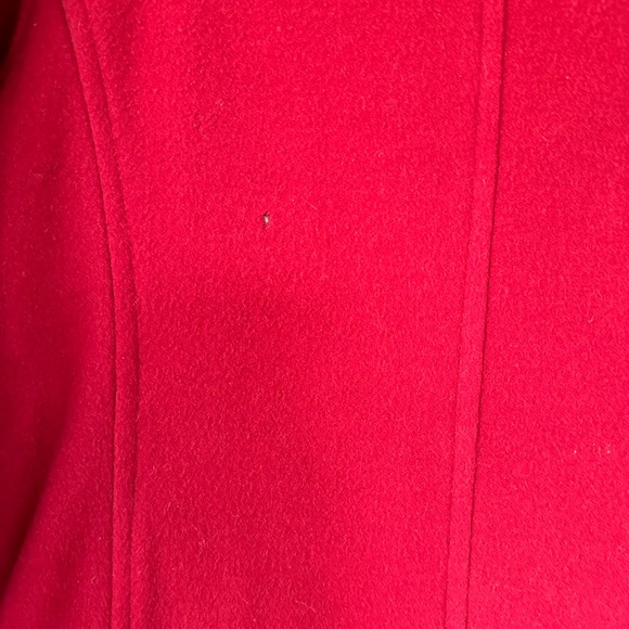 LL Bean Women’s Lambswool Red Thinsulate Insulated Peacoat Size 6P - Picture 8 of 8